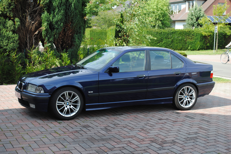 Bmw e36 montreal blue #3